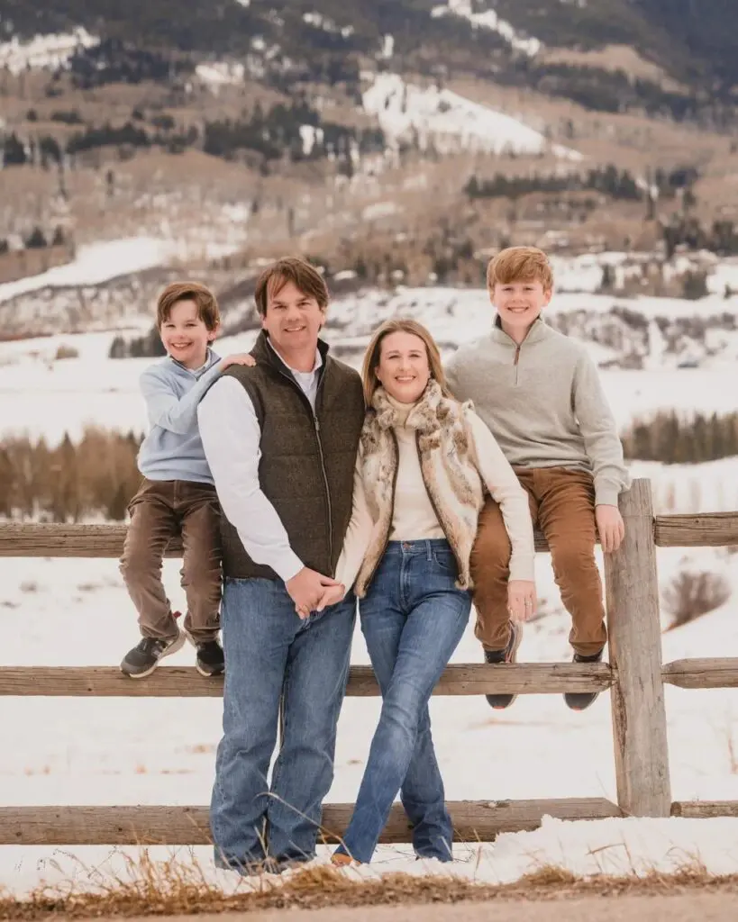 Family portraits in Aspen Colorado winter