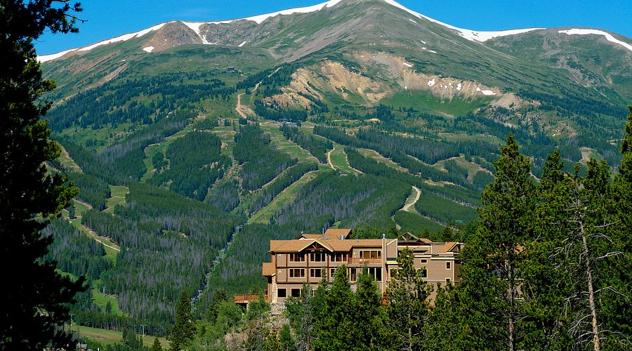 The Lodge at Breckenridge wedding venue in Colorado with panoramic mountain views, forest landscape, and elevated ceremony locations in the Rockies.